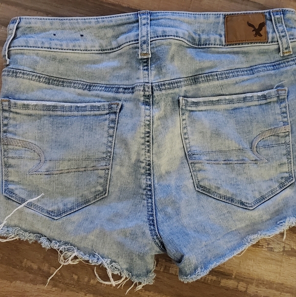 AE High-Rise Denim Shorts with Embroidered Flowers - Picture 2 of 2